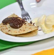 buffet mundial le frances - crepe doce de brigadeiro